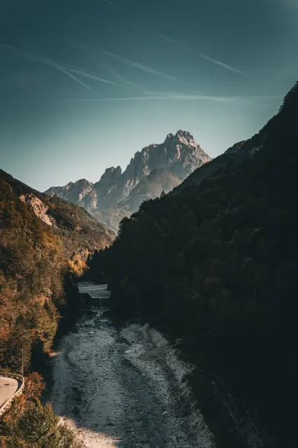 il Montasio visto dal ponte di Dogna